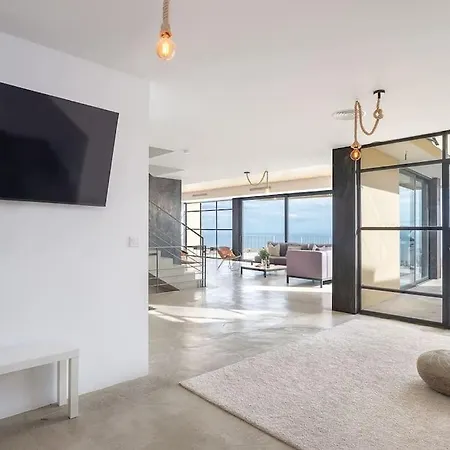 New, Spacious With Amazing Views Villa Benalmadena
