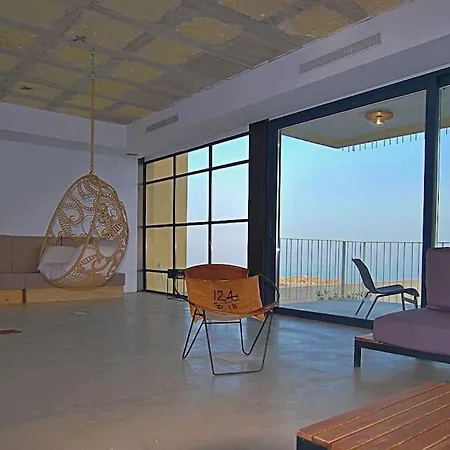 New, Spacious With Amazing Views *